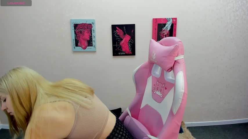 Milly_Rockk Cam Model Chat October 14, 2025