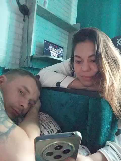 Niki233221 Cam Model Chat October 14, 2025