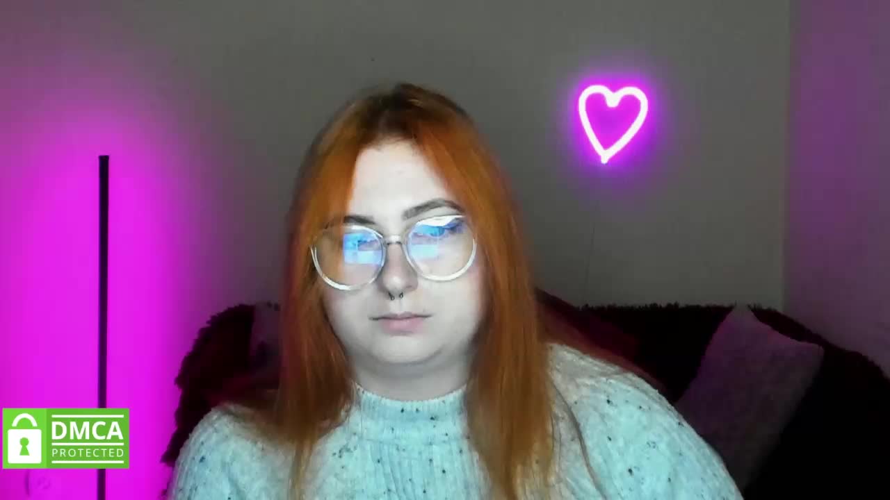 Aliciaredluv Cam Model Chat October 14, 2025