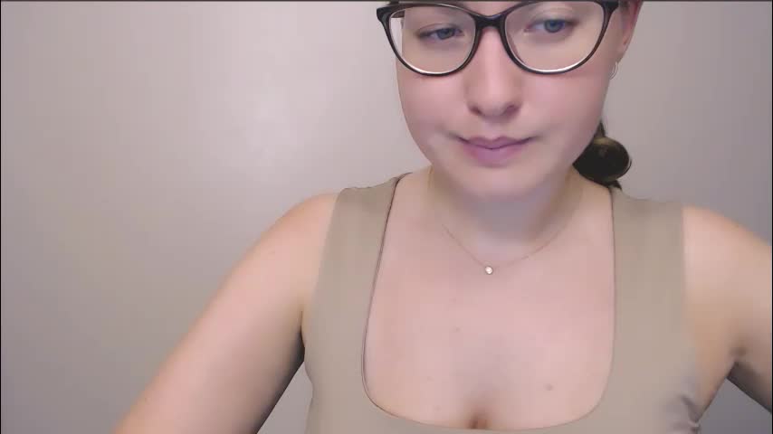 hartfoxx Cam Model Chat October 14, 2025