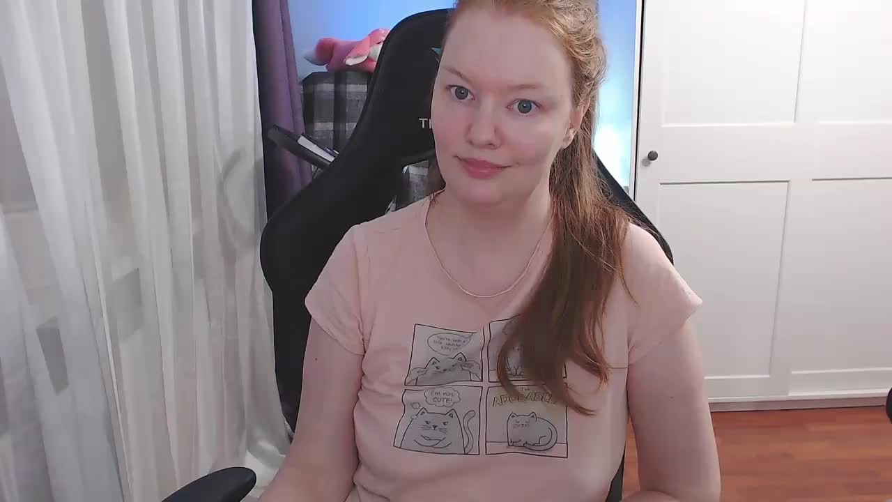 missInari Cam Model Chat October 14, 2025