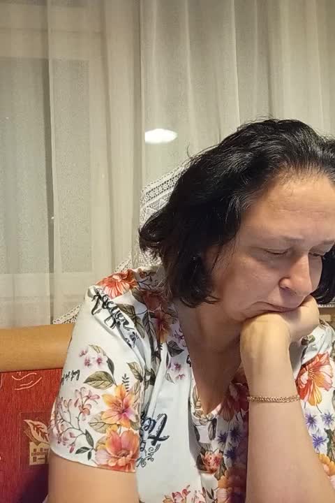 VeneraNorth Cam Model Chat October 14, 2025