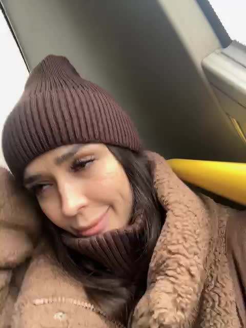 -Sasha-Orlova- Cam Model Chat October 14, 2025