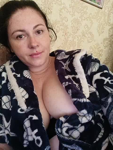 Sweet-Milana Cam Model Chat October 14, 2025