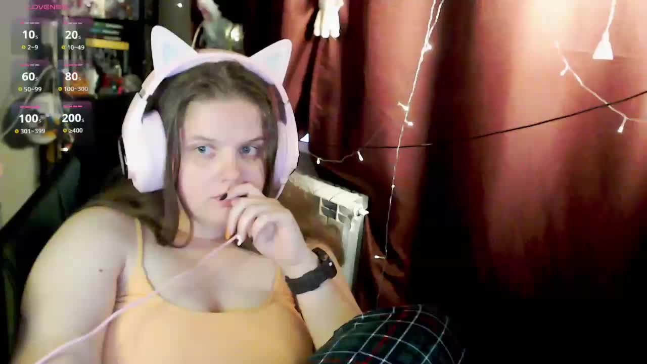 sweet_____cute Cam Model Chat October 14, 2025