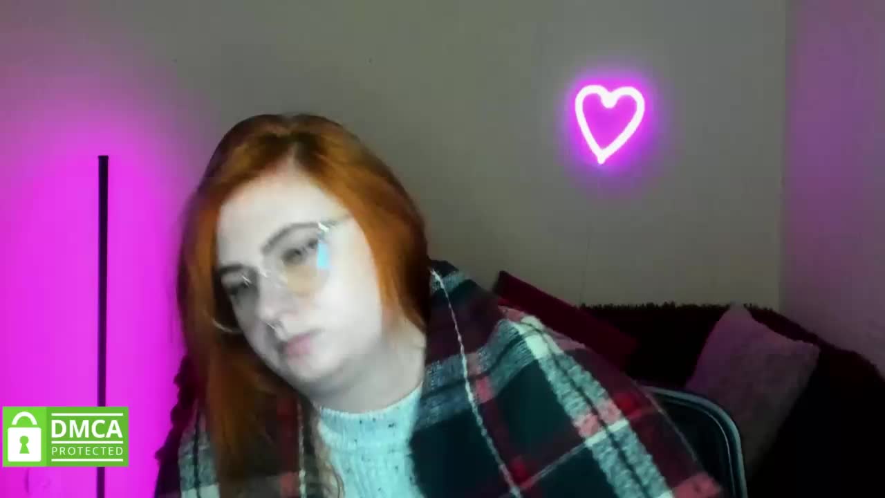 Aliciaredluv Cam Model Chat October 14, 2025