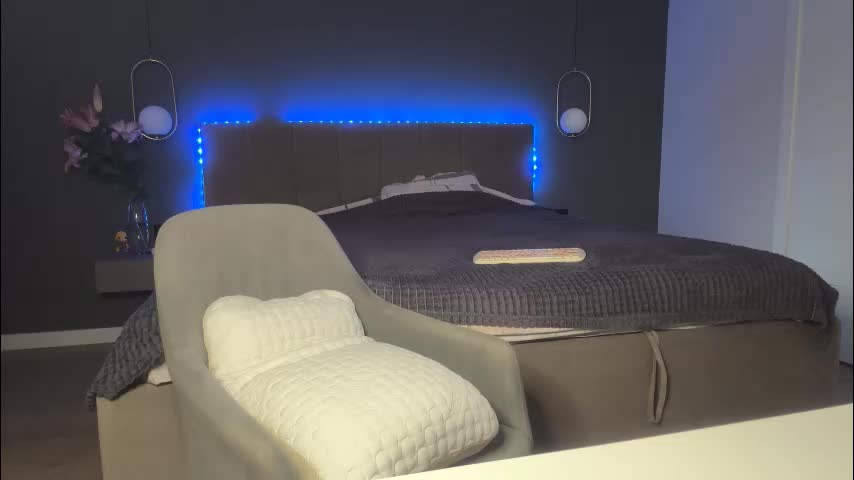 kristy_saint Cam Model Chat October 14, 2025