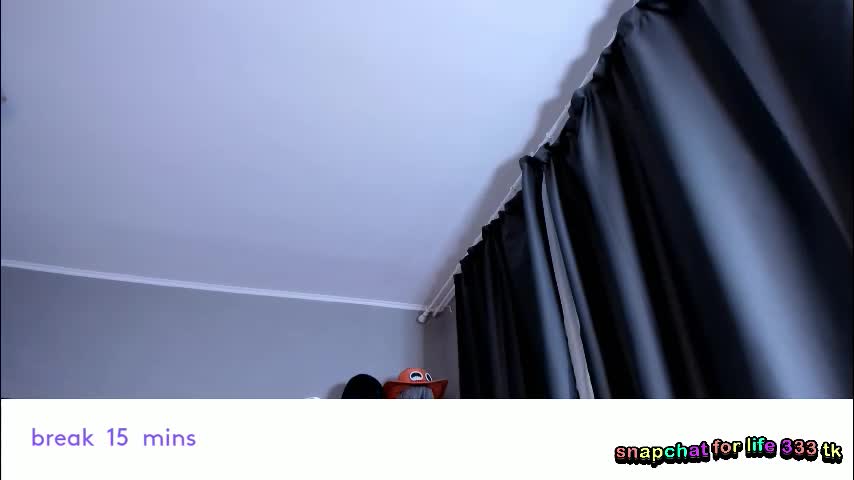 vivian_qwerty Cam Model Chat October 14, 2025