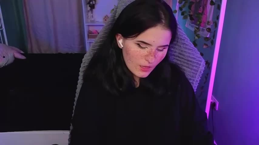 Dark_Shine Cam Model Chat October 14, 2025