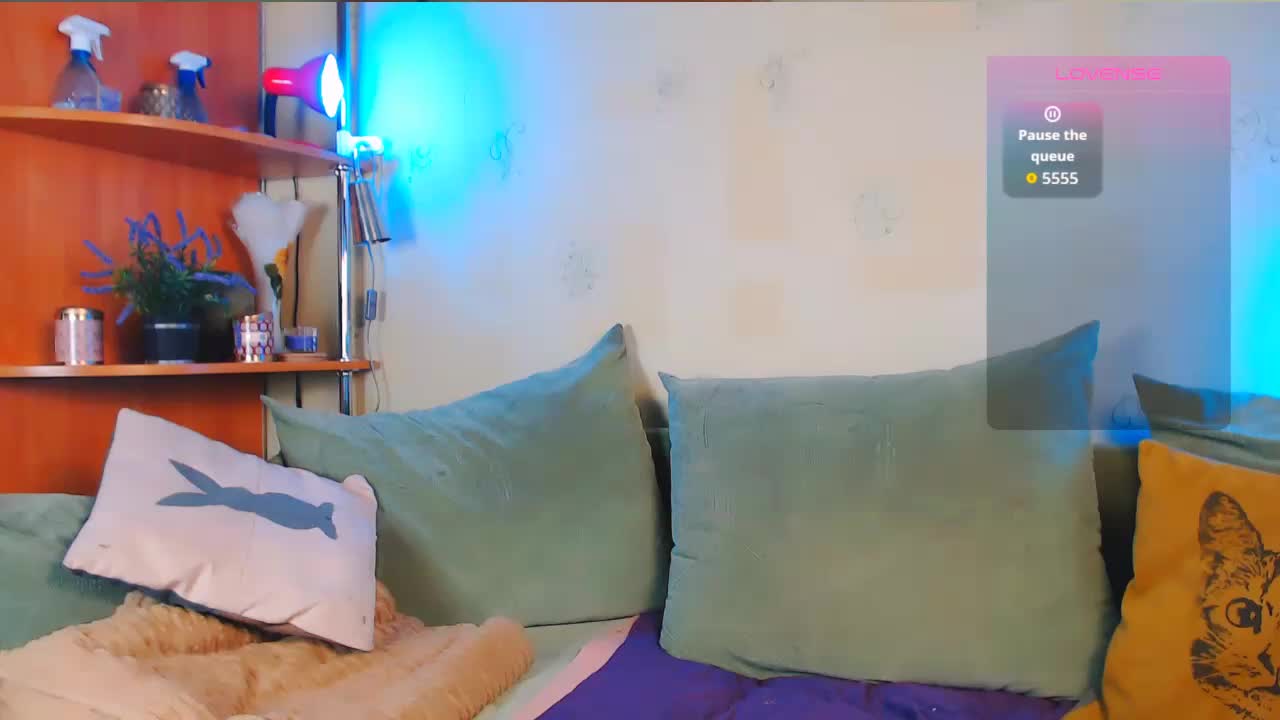 Caroline1995 Cam Model Chat October 14, 2025