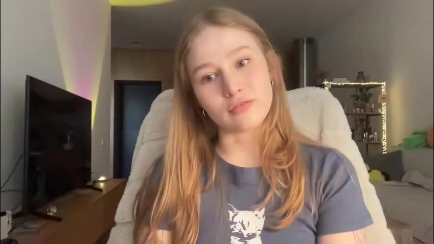 whoisalisa Cam Model Chat October 14, 2025