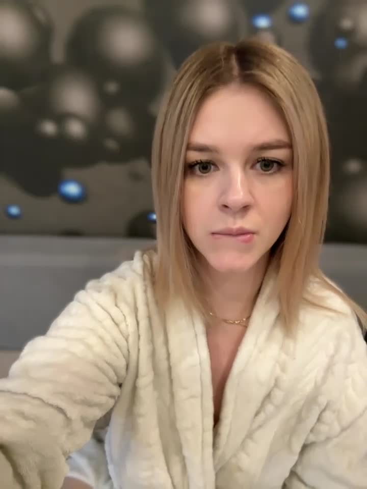 Love_Bri Cam Model Chat October 14, 2025