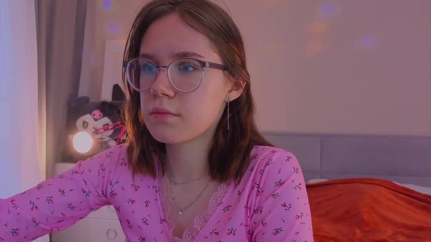 Mia_Luw Cam Model Chat October 14, 2025