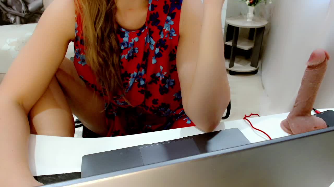 JuicyGloss Cam Model Chat October 14, 2025