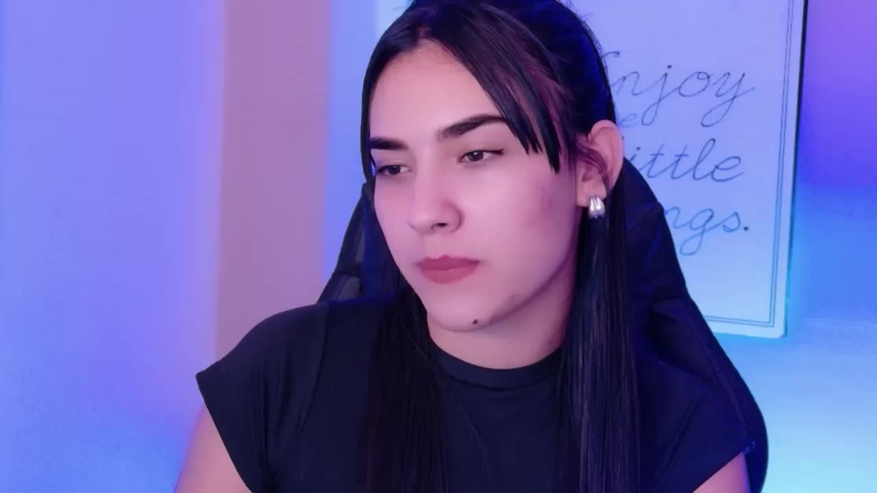 IsaValencia Cam Model Chat October 14, 2025