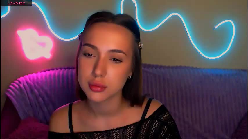 mia_cutie77 Cam Model Chat October 14, 2025