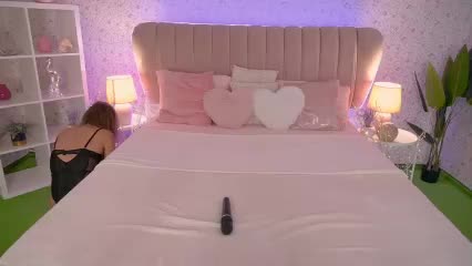 MirandaHobbs Cam Model Chat October 14, 2025