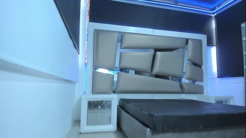 ashley_js Cam Model Chat October 14, 2025