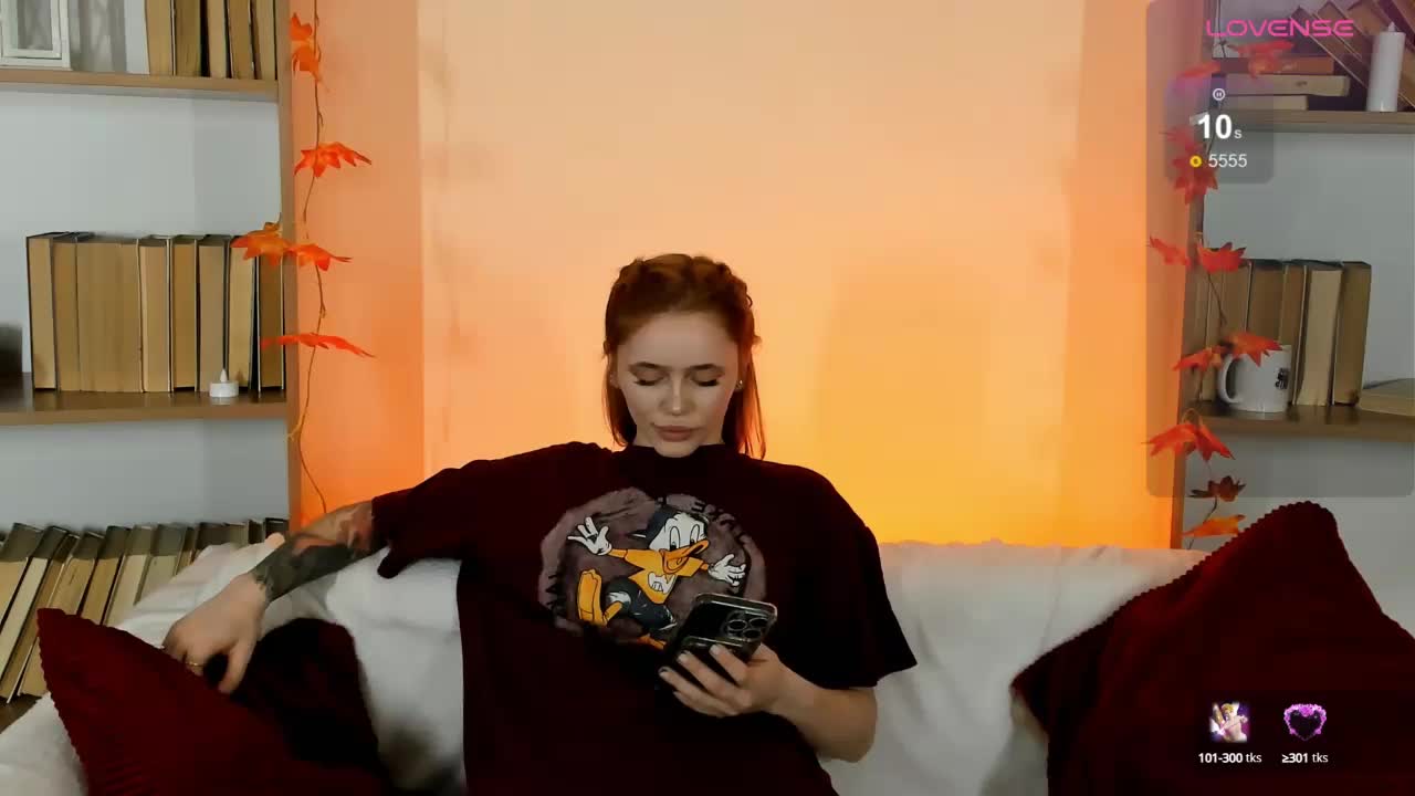 Phoenix_Margo Cam Model Chat October 14, 2025