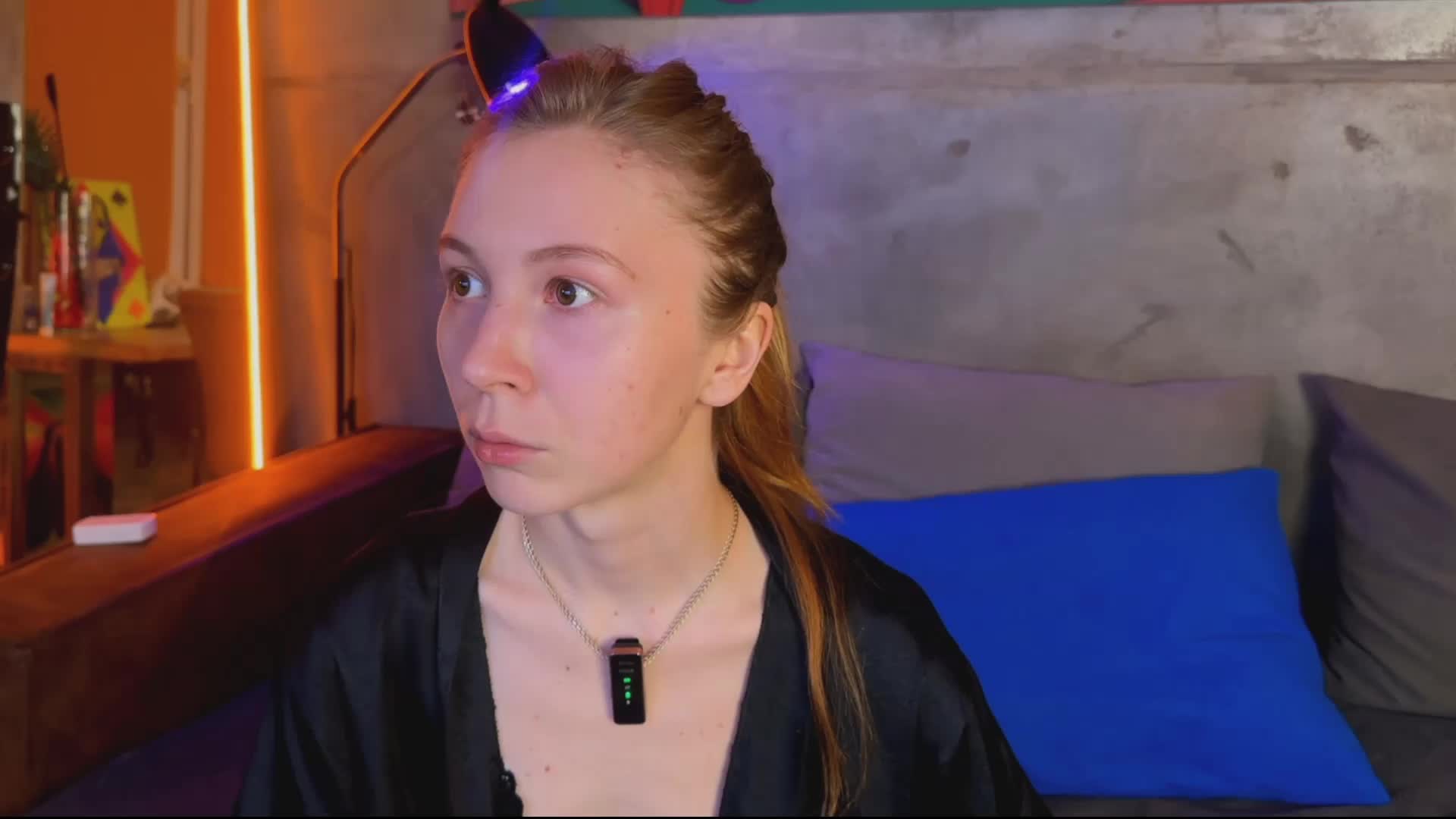 Na-izi Cam Model Chat October 14, 2025