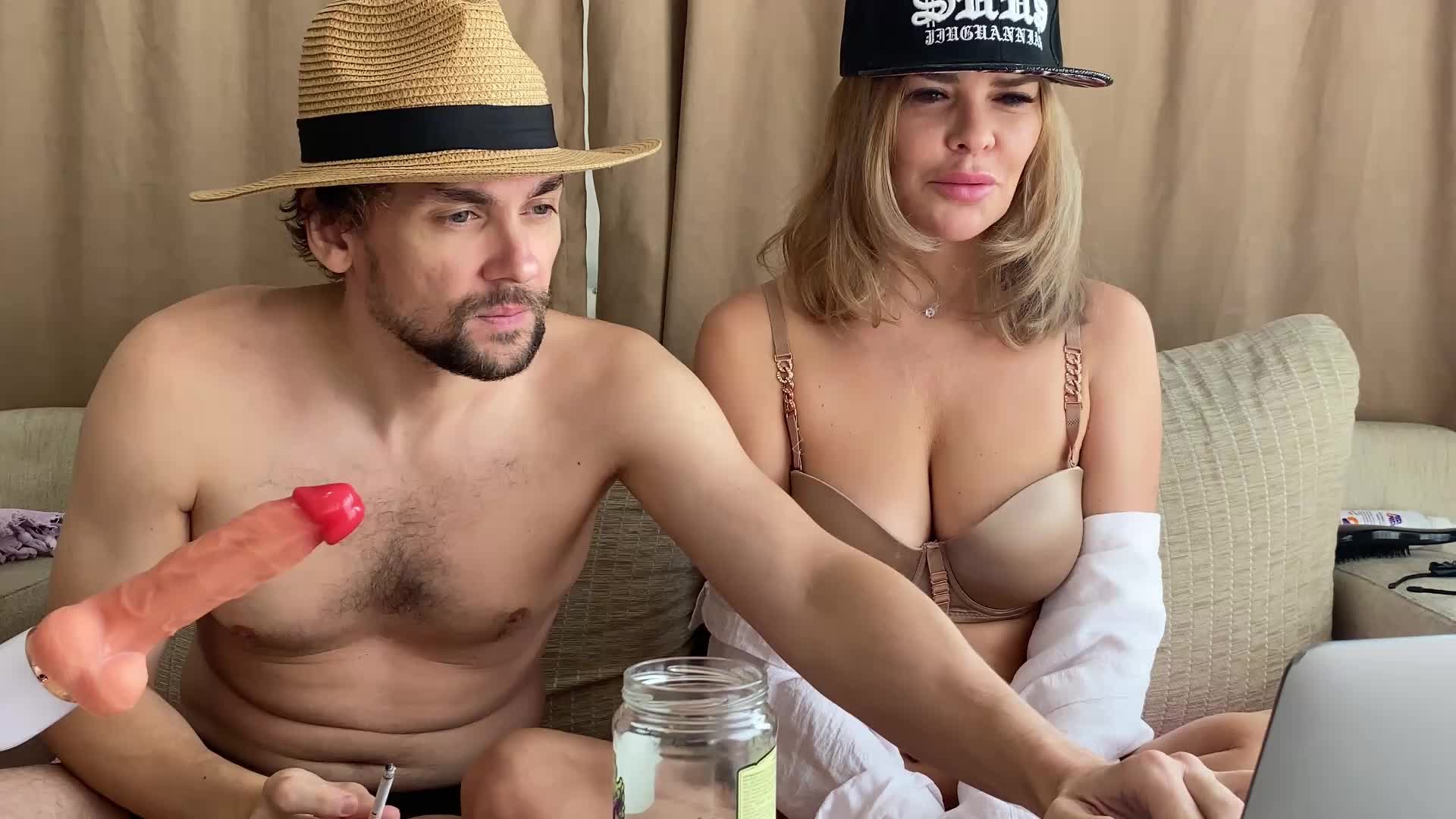 TOCHKA_GI Cam Model Chat October 14, 2025