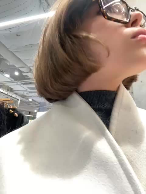 -Alessandra-21- Cam Model Chat October 14, 2025