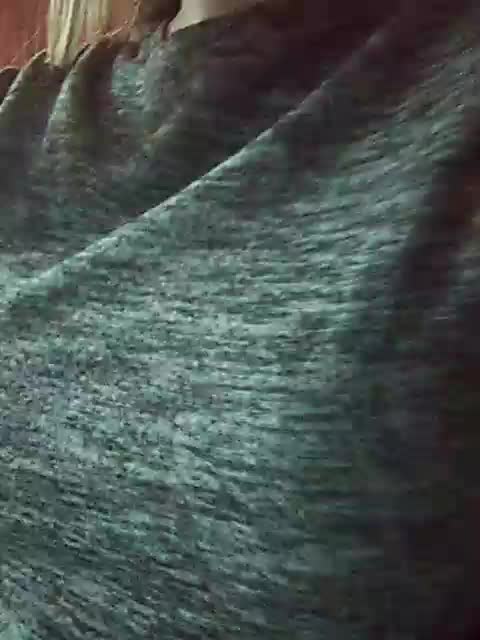 Xo4y-Tpax Cam Model Chat October 14, 2025