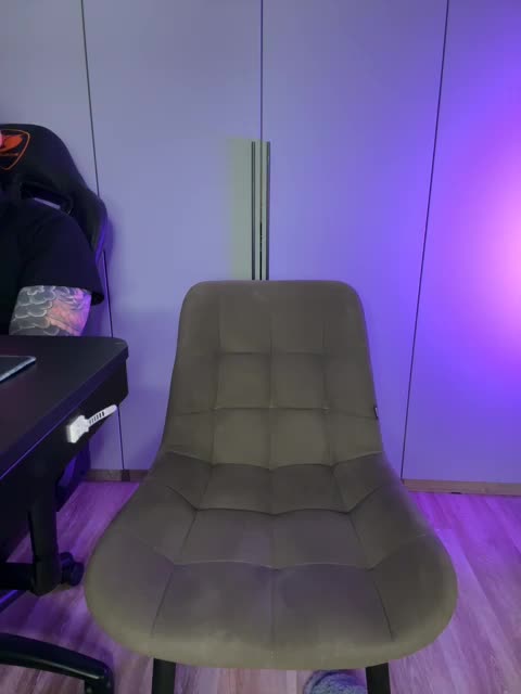 BonnieClydeSEX Cam Model Chat October 14, 2025