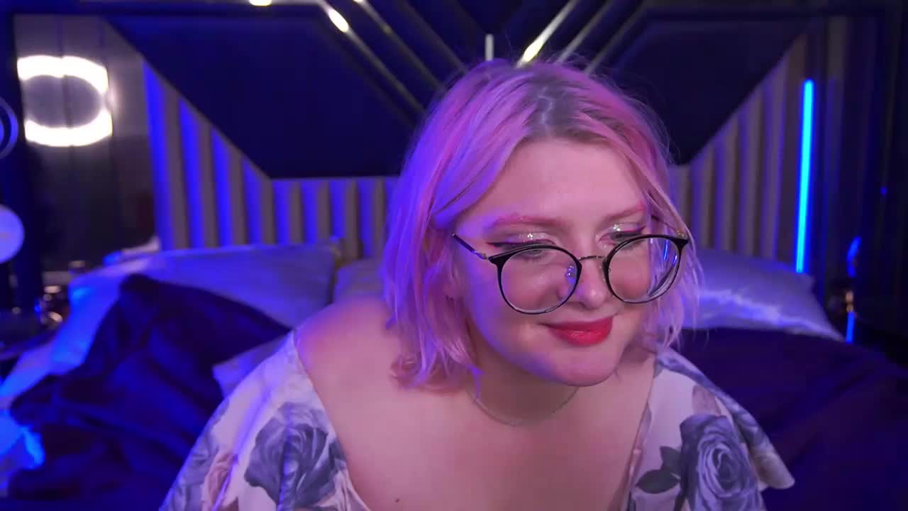 CoolTatis Cam Model Chat October 14, 2025