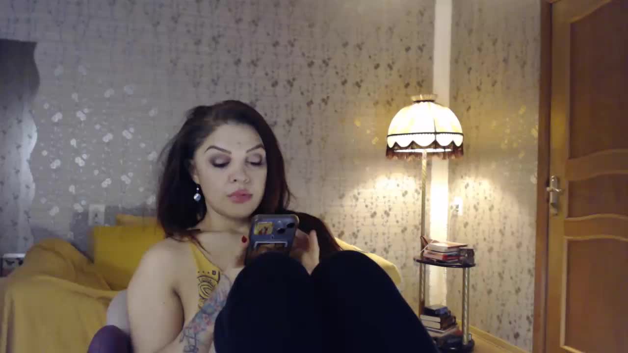 -BMECTE- Cam Model Chat October 14, 2025