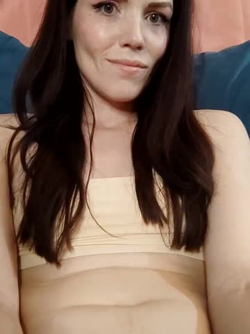 Angie_meow Cam Model Chat October 14, 2025