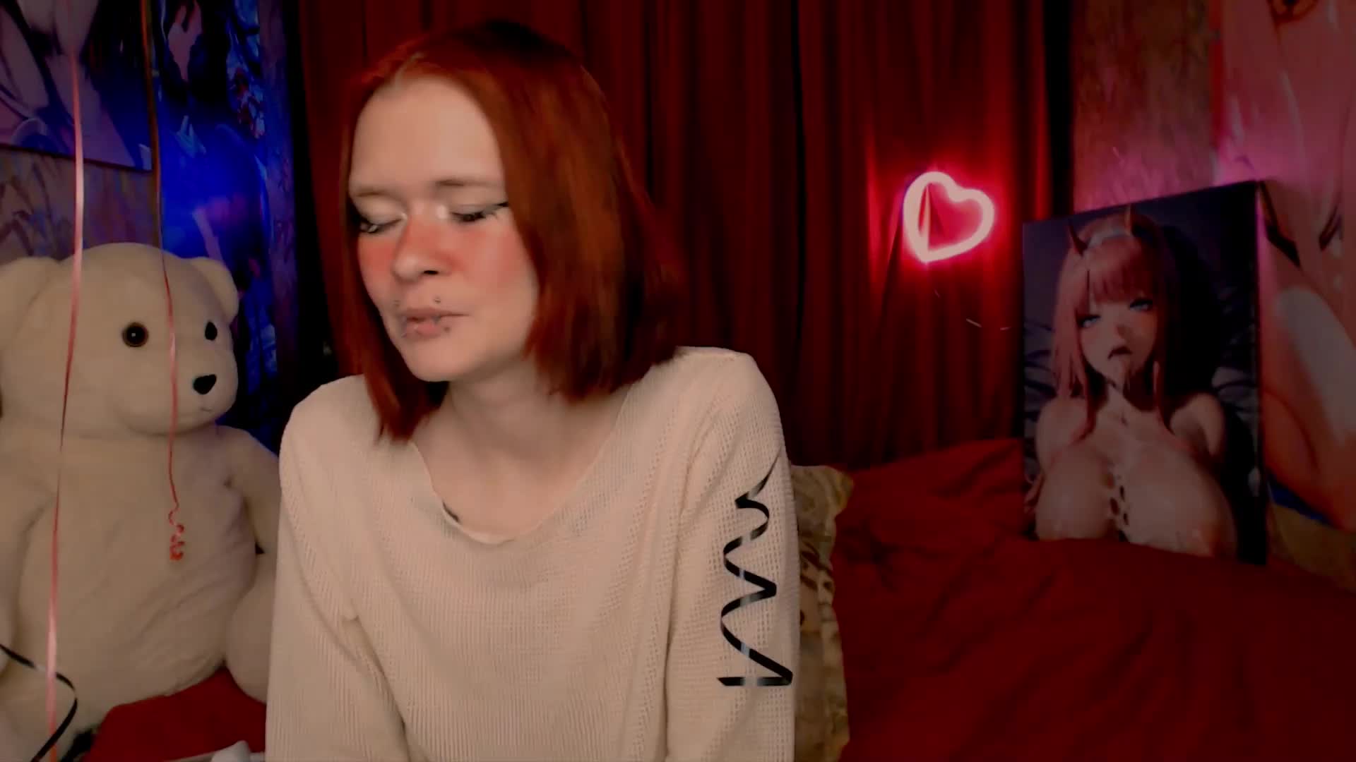 Velvet-and-Venom Cam Model Chat October 14, 2025