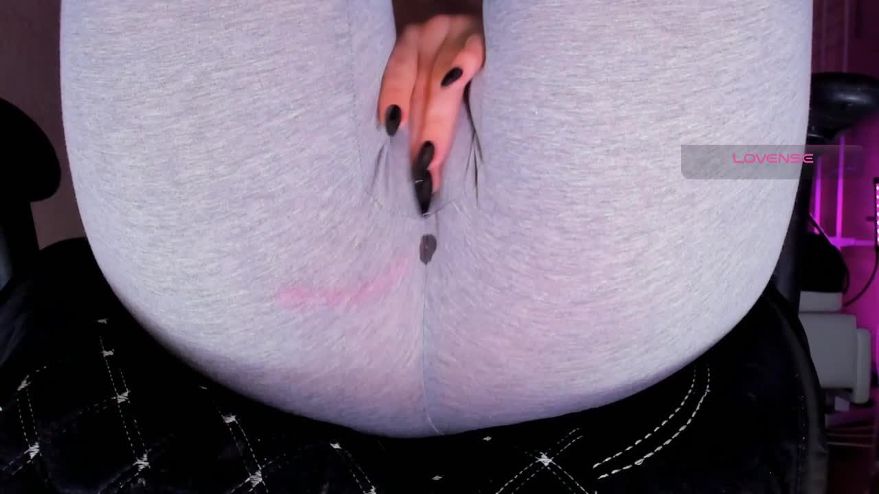 Kira-Kell Cam Model Chat October 14, 2025