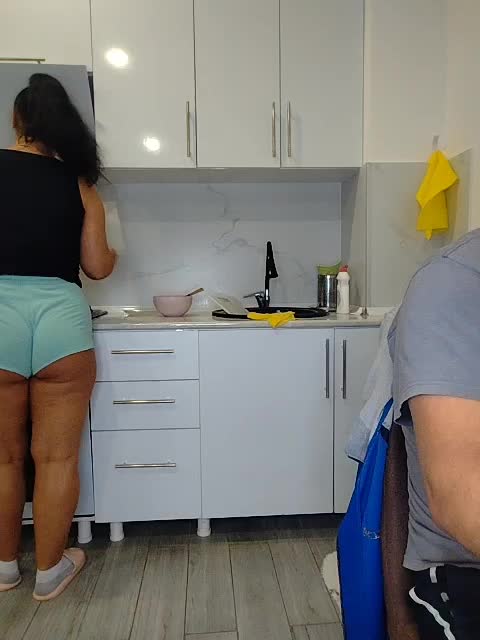 KissMyAss Cam Model Chat October 14, 2025