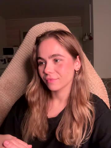 SkyBriii Cam Model Chat October 14, 2025