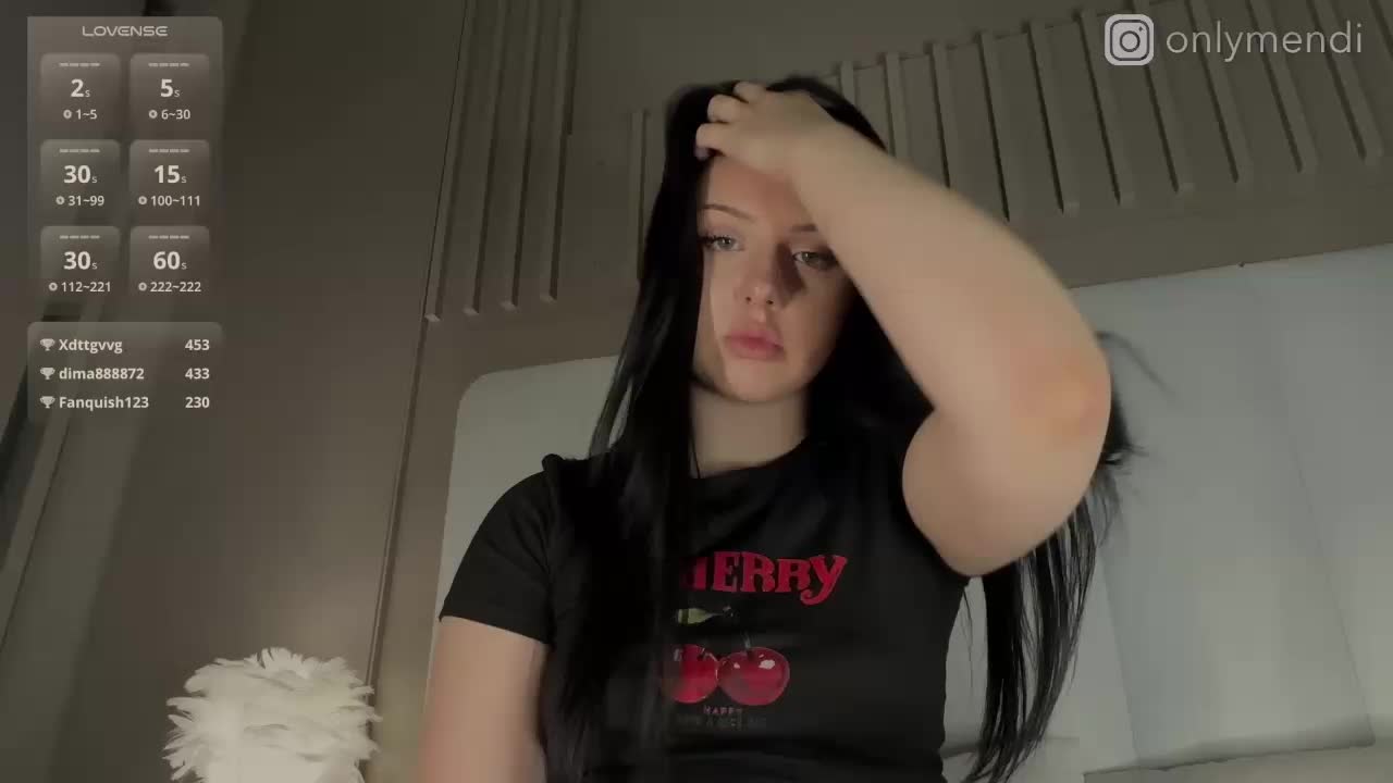 MENNDI Cam Model Chat October 14, 2025