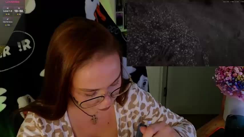 Emili1- Cam Model Chat October 14, 2025