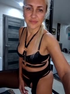 KissMiSveet Cam Model Chat October 14, 2025