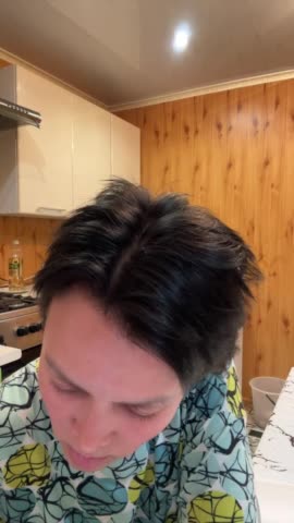 vik77777A Cam Model Chat October 14, 2025