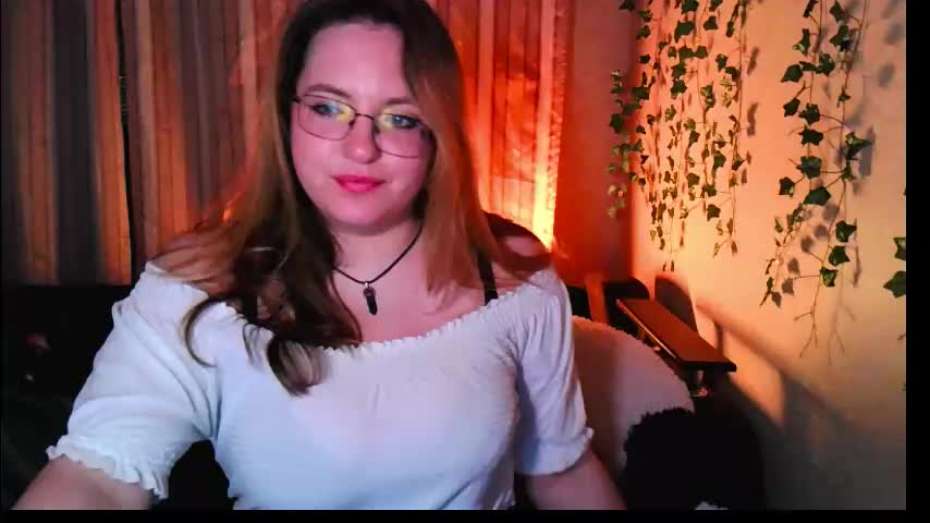 zayarush Cam Model Chat October 14, 2025