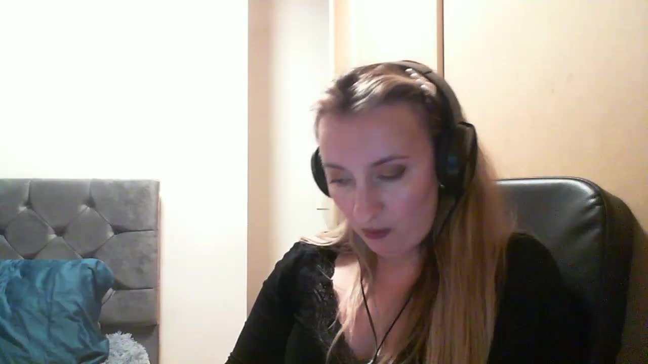 RuslanaFlower Cam Model Chat October 14, 2025