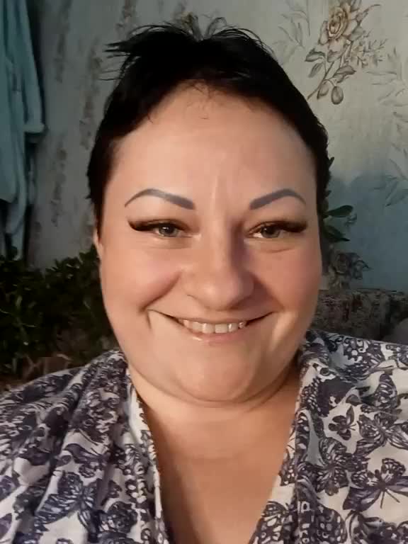 sammy-W-2 Cam Model Chat October 15, 2025