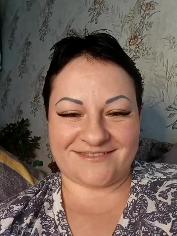 sammy-W-2 Cam Model Chat October 15, 2025