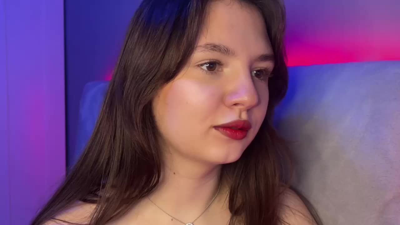 AlisaRichGold Cam Model Chat October 15, 2025