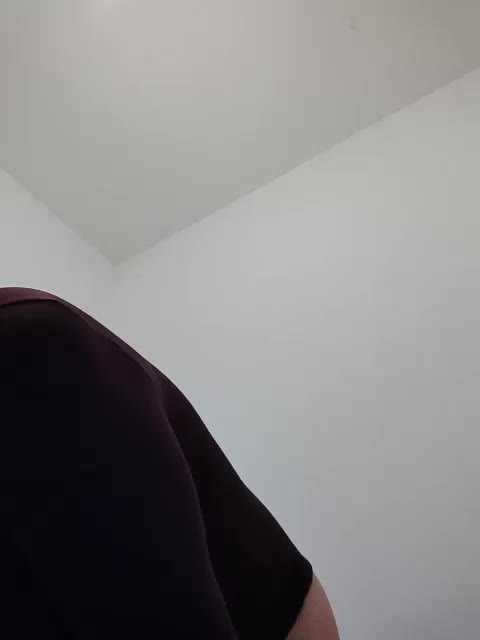 Vika211 Cam Model Chat October 15, 2025