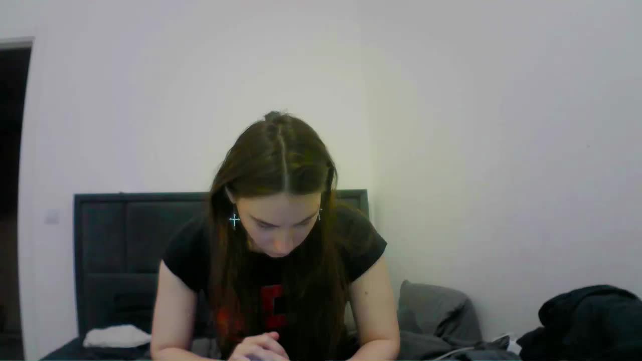 Sinner-5 Cam Model Chat October 15, 2025