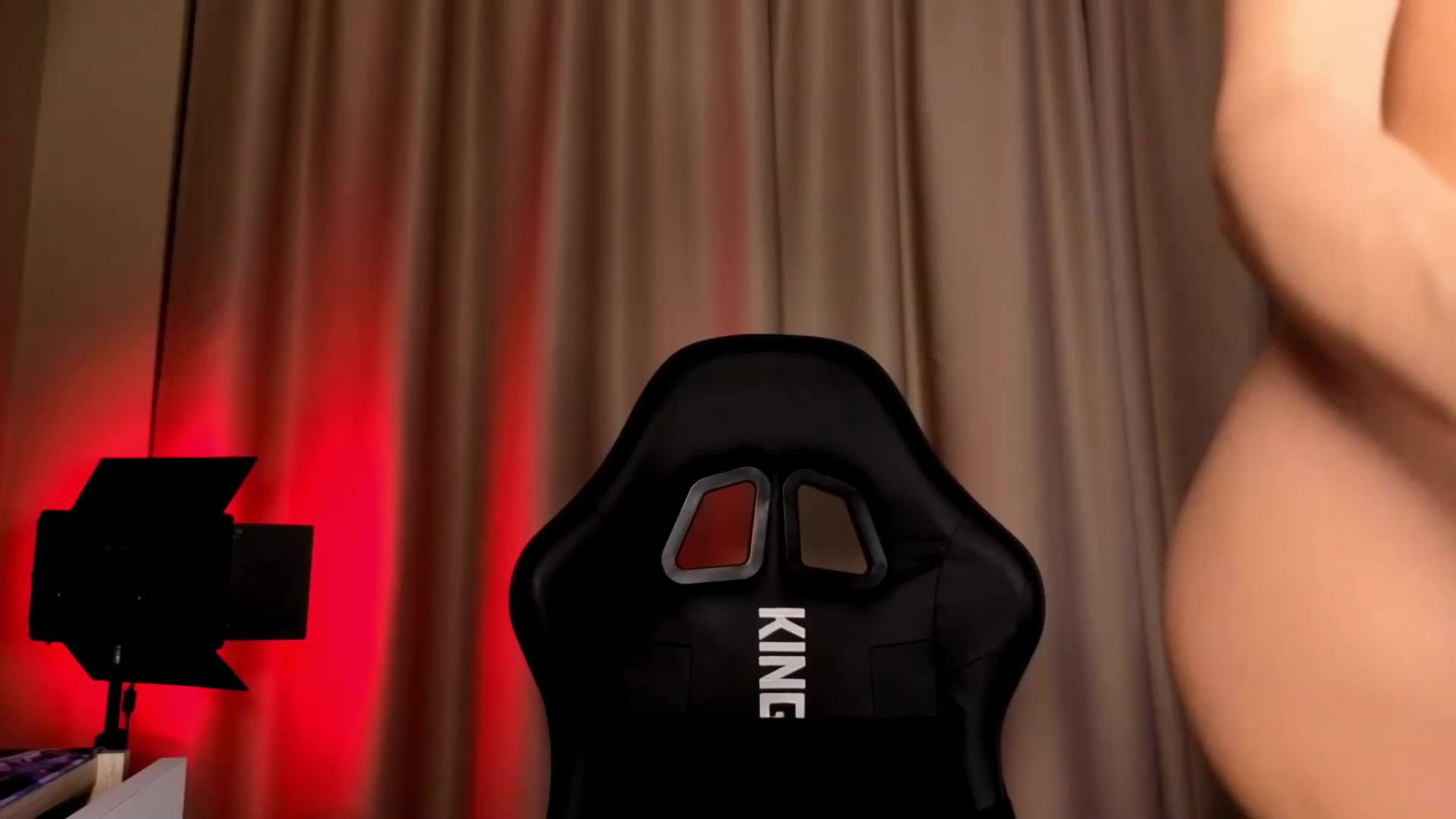 Amyleeplayss Cam Model Chat October 15, 2025