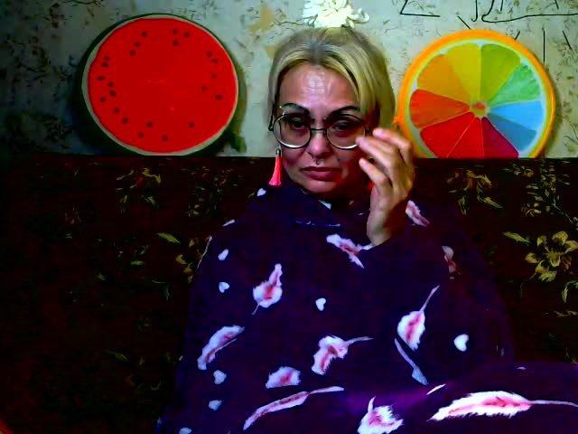 Gardener_of_Illusions Cam Model Chat October 15, 2025