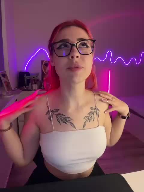 Aliisss Cam Model Chat October 15, 2025