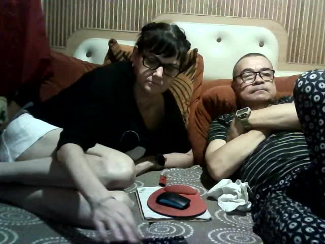 coupleofcoolx Cam Model Chat October 15, 2025